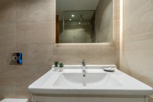 GuestReady - Deluxe Waterfront View in the Marina