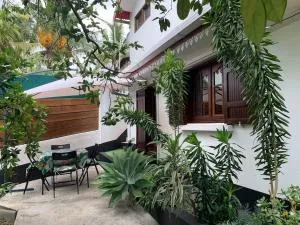 La Maison de l Artiste - Grand T2 jardin privatif - 圣路易斯