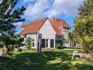 Forsthaus Lelkendorf / Ferienwohnung - Walkendorf