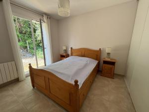 L ESCIL Domino 500m de la plage by Edgar et Alfred