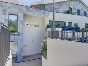 Appartement à 150m plage des Lecques, climatisé, piscine, terrasse, 2 chambres, parking - 4 étoiles - FR-1-770-29