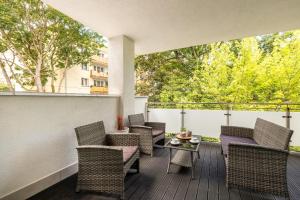 Family Apartments Herberta with Terrace and Parking by Rent like home