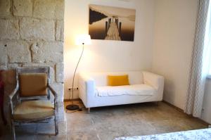 B&B / Chambres d'hotes chambre d hote spacieuse avec cour junas gard : photos des chambres
