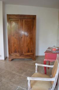 B&B / Chambres d'hotes chambre d hote spacieuse avec cour junas gard : photos des chambres