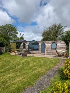 Dreckly cabin - Lydcott Glamping with Cornish sea views - East Looe