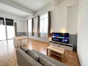 Benimaclet Industrial Apartaments - Valencia