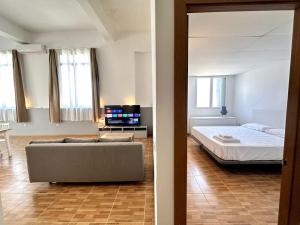 Benimaclet Industrial Apartaments