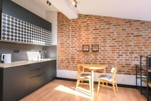 Strzelecka Old City Apartment - by Hosty