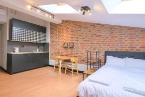 Strzelecka Old City Apartment - by Hosty