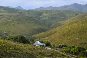 Allie's mountain cottage - Blandʼs Drift