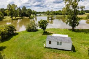 Campings L'heberge du lac d'Isachris mh6 : Chambre Quadruple Supérieure 