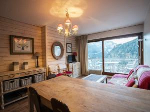 Appartement cosy avec balcon, Châtel - 6 pers., proche télésiège et centre, garage inclus - FR-1-676-172