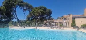 Appartement sur golf de L'Isle-Sur-La-Sorgue - Saumane-de-Vaucluse
