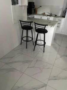 Stylish & Modern 2 bedroom Escape