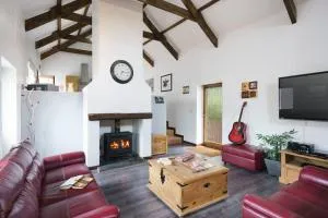 The Dairy a superb, detached Llandysul cottage - Pont-Tyweli