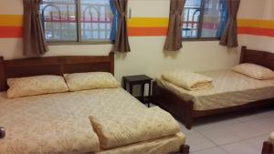 Phòng 3 người Có phòng tắm chung (3 People with Shared Bathroom)