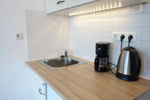 Studio in Dresden Neustadt balcony and parking