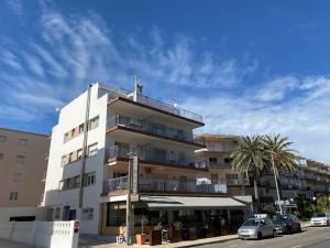 APARTAMENTOS AQUARIUM - 41 - TERRAZA 45 m2 AL LADO PLAYA