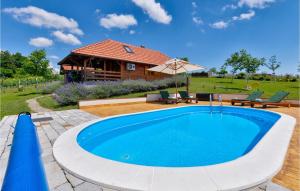 2 Bedroom Amazing Home In Lepoglava