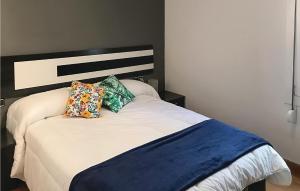 2 Bedroom Cozy Apartment In Blanes