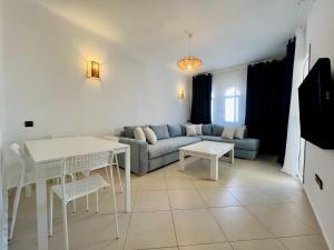 Blue Pearl Apartment