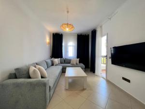 Blue Pearl Apartment