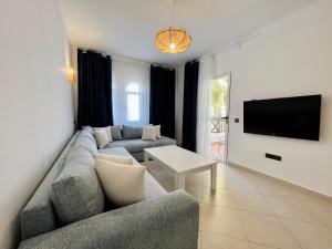 Blue Pearl Apartment