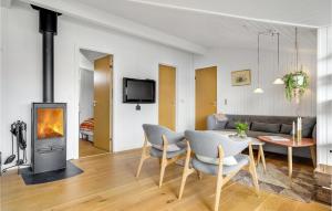 3 Bedroom Awesome Home In Børkop