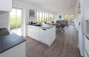 3 Bedroom Gorgeous Home In Samsø