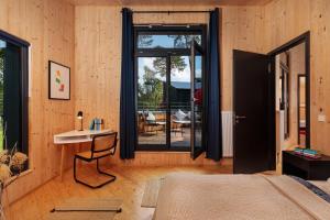 Traumhaus direkt am See mit Dachterrasse, Kamin und Badewanne