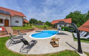 Lovely Home In Rivalno With Sauna