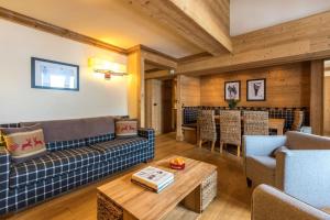 LAquila 34 - 3-bedroom ski-in ski-out apartment