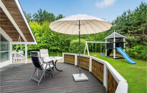 Five-Bedroom Holiday Home In Grenaa