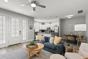 NEW! Canopy Cabana - Luxury Downtown Apartment