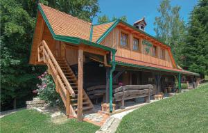 Cozy Home In Klanjec With House A Panoramic View 