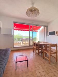 Pacific 1-Studio cabine, vue mer, parking