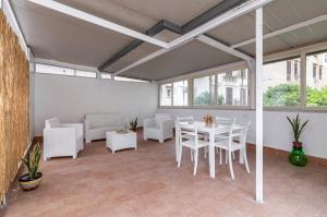 La Dimora dei Mille - Roomy Apartment with Terrace