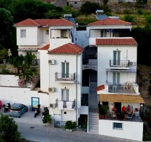 玛丽亚别墅酒店 - 库卡里