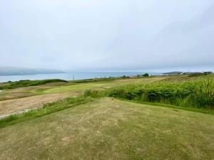 Spacious Coastal Gwbert Holiday Rental