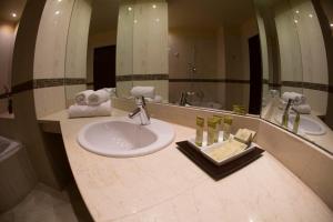 Davitel - Tobacco Hotel