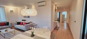 Cannes centre proche Canopy By Hilton Plage vue mer