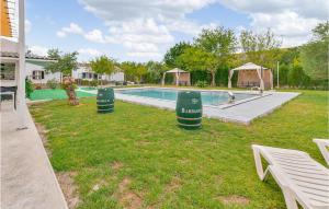 Amazing Home In El Coronil With Wifi