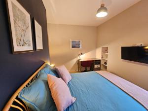 Appartements Sous les toits dans les nuages : photos des chambres