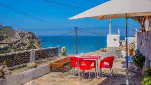 Azenhas Beach House 1