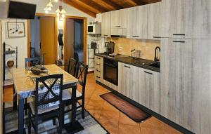 Lovely Home In Kukci With Wifi