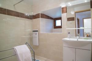 Maisons de vacances Gite Gite Le Pre de Chabanettes 6/8 personnes : photos des chambres