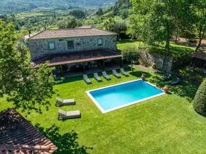 Magnolia Sublime Villas - Casa da Bragunda - Carnapata