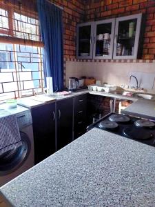 Ngulube Leeupoort Selfsorg Vakansie Huis