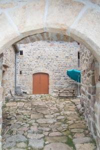 Maisons de vacances Gite Gites de France 6/8 pers a La Bessiere : photos des chambres