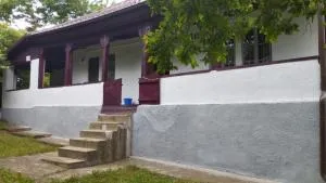 Grădina Familia AMURTEL - 内霍瓦